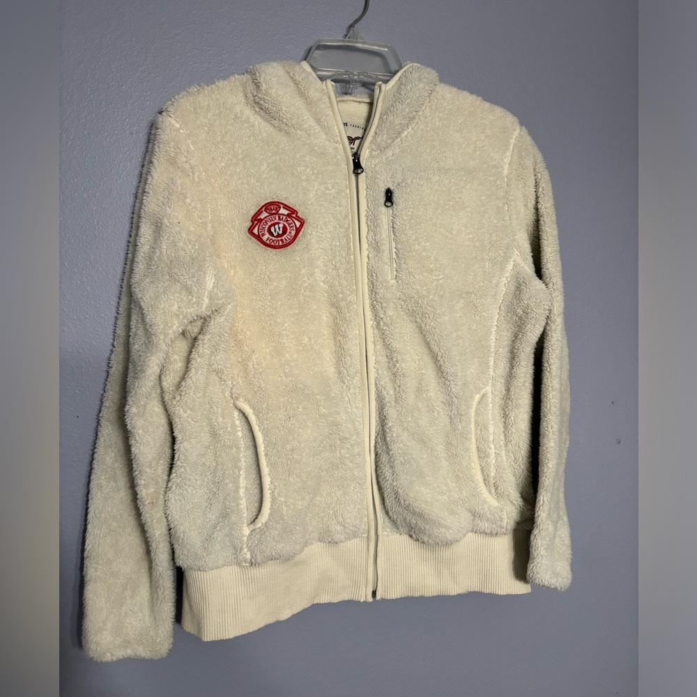 4her white hooded WI Badger Football sweatshirt size large